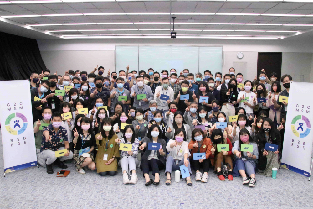 友達提供全球及集團輪調機會，支持同仁持續進修學習，致力為專業人才打造友善多元的職場環境